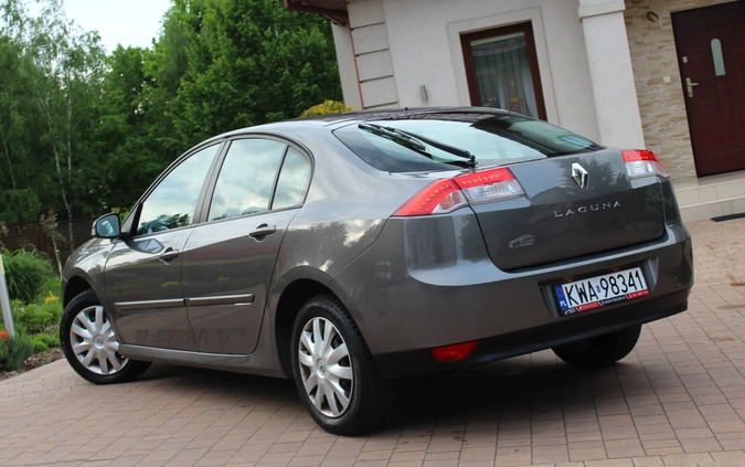 Renault Laguna cena 15999 przebieg: 234000, rok produkcji 2009 z Małomice małe 172